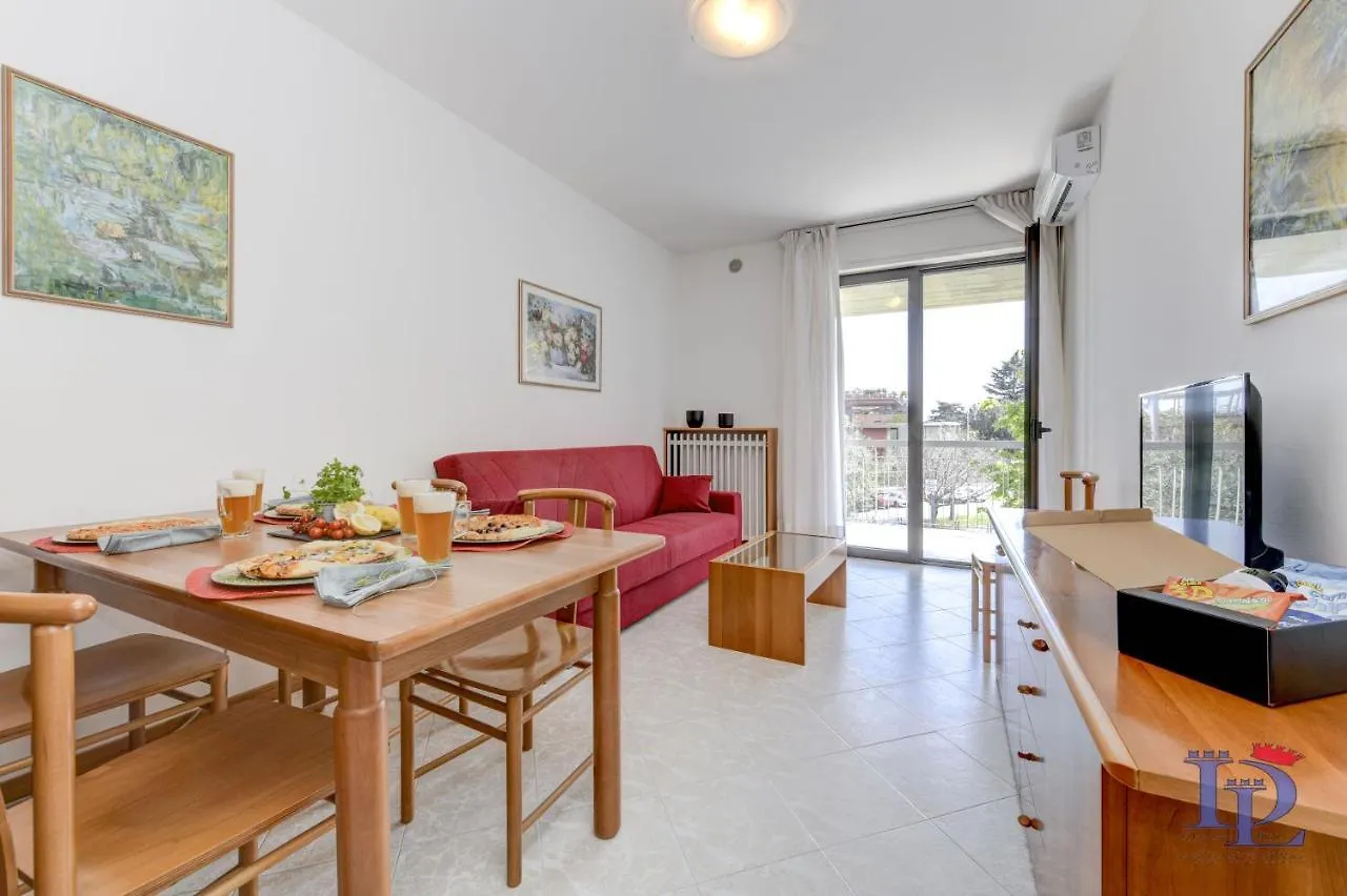 Desenzanoloft Official Partner Marriott Homes & Villas - A Casa Di Attila Desenzano del Garda 0*,